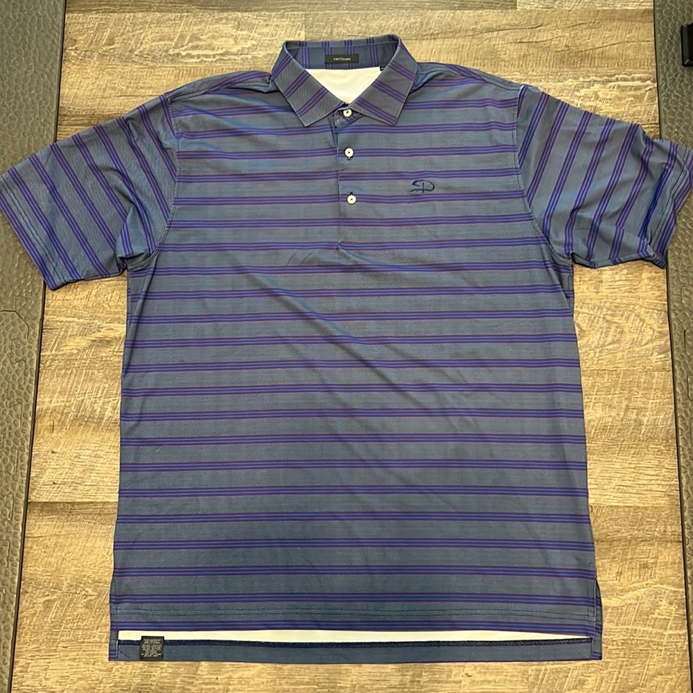 Men’s golf polo size XL